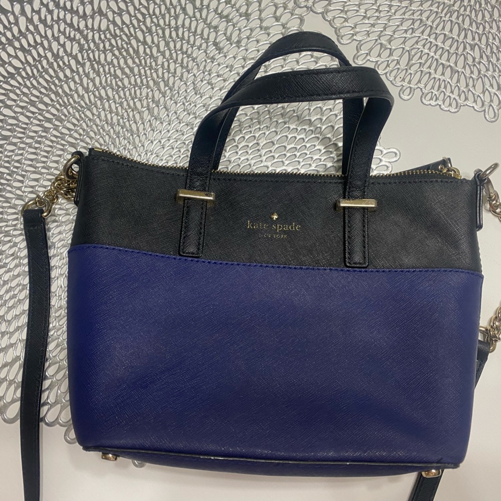 Kate spade crossbody.